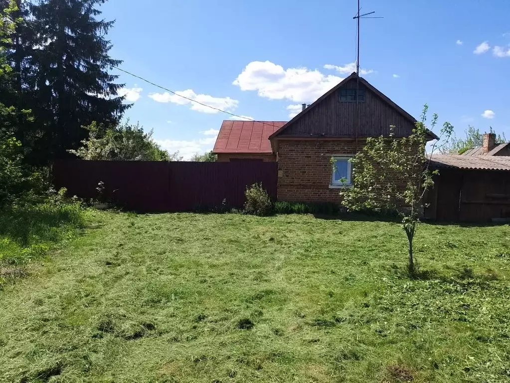 Дом в Липецкая область, Елецкий район, Малобоевский сельсовет, д. ... - Фото 0