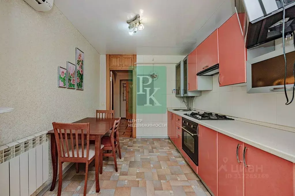 3-к кв. Севастополь ул. Адмирала Юмашева, 15 (67.7 м) - Фото 1