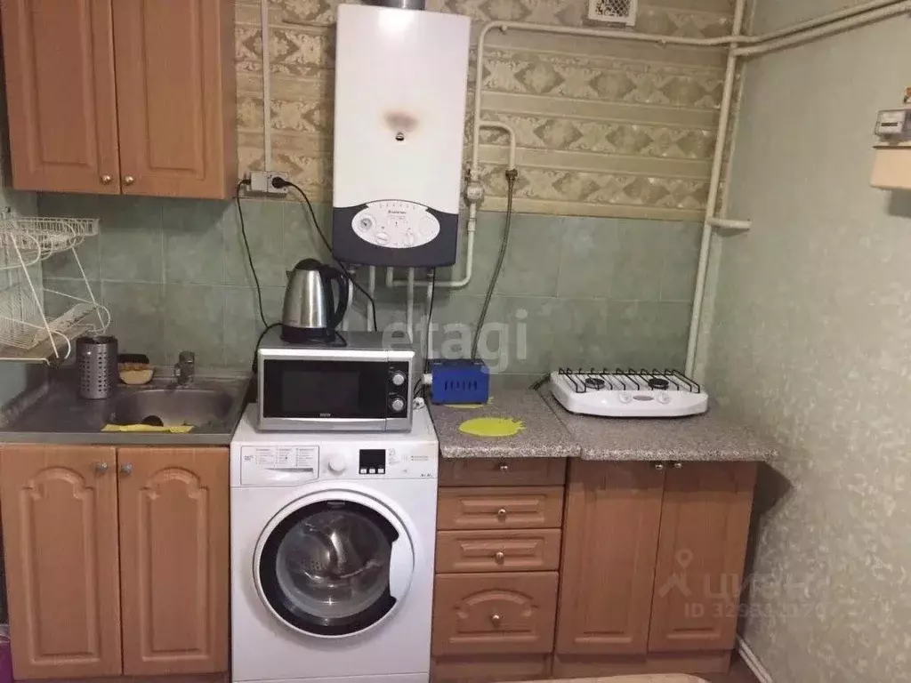 1-к кв. Крым, Симферопольский район, Гвардейское пгт ул. Острякова ... - Фото 1