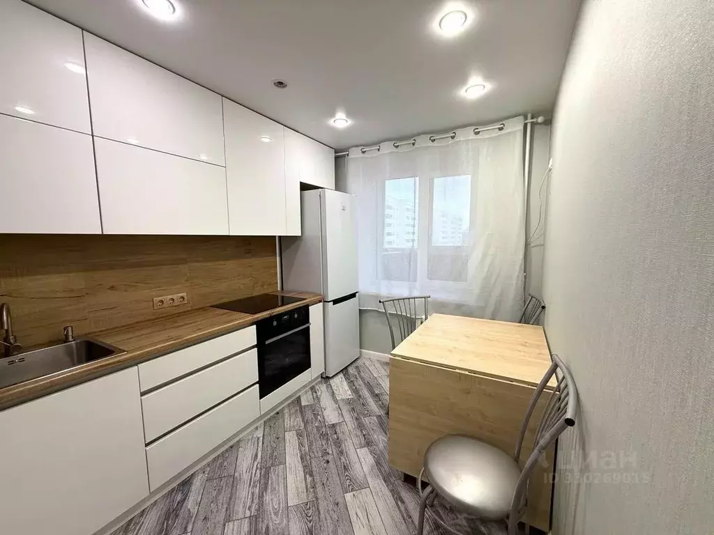 3-к кв. Татарстан, Казань ул. Хусаина Мавлютова, 17Б (62.3 м) - Фото 1