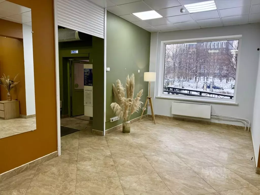 Помещение свободного назначения в Москва бул. Генерала Карбышева, 16 ... - Фото 2