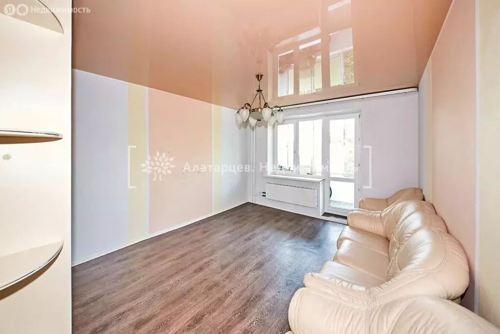 3-комнатная квартира: Томск, улица Смирнова, 48/1 (69.7 м) - Фото 1
