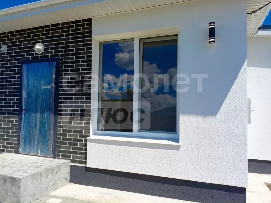 Дом в Крым, Симферопольский район, Добровское с/пос, с. Пионерское ул. ... - Фото 2