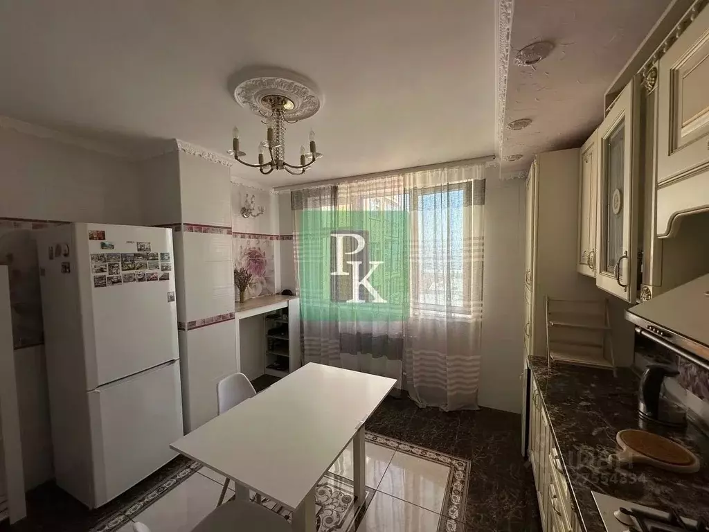 1-к кв. Севастополь ул. Колобова, 21В (53.0 м) - Фото 0