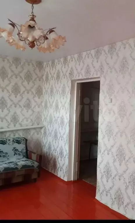 3-к. квартира, 60 м, 1/1 эт. - Фото 1
