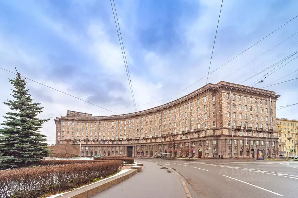 Комната Санкт-Петербург просп. Стачек, 74 (32.2 м) - Фото 1