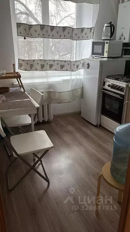 1-к кв. Ростовская область, Каменск-Шахтинский ул. Щаденко (36.0 м) - Фото 2