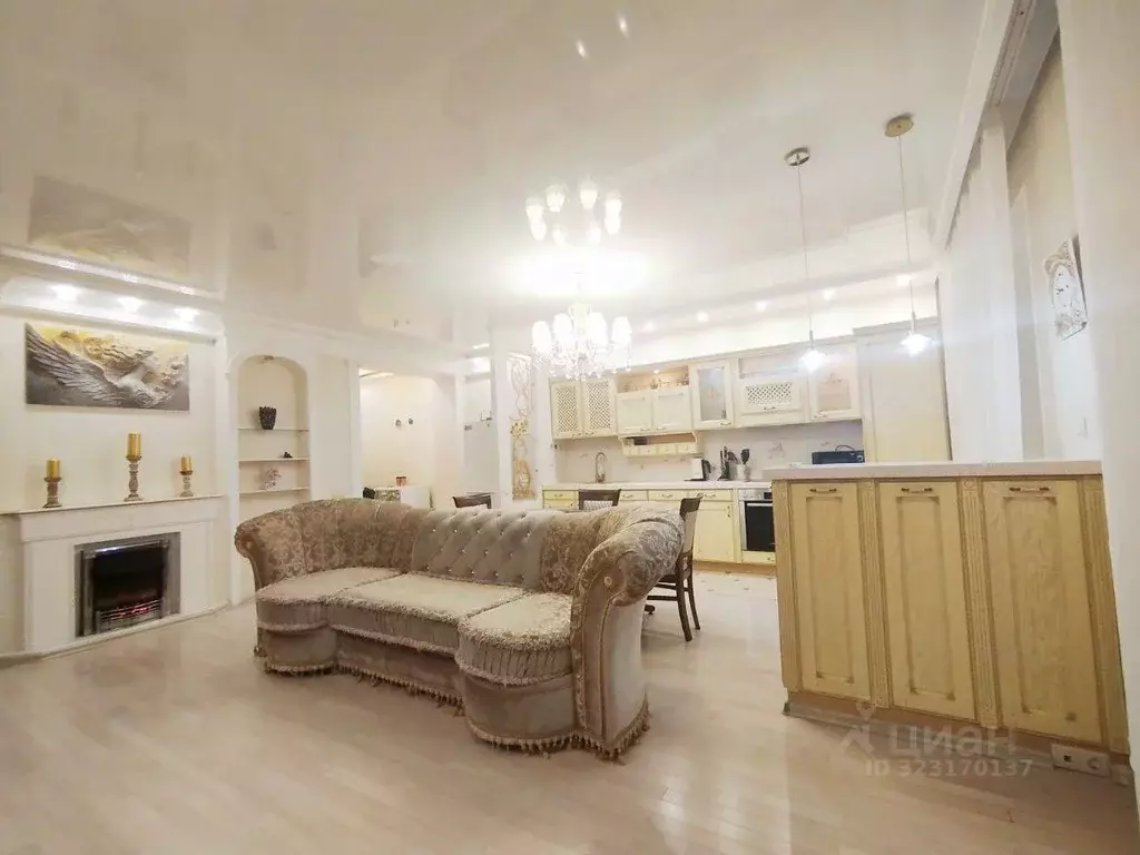 3-к кв. Красноярский край, Красноярск ул. Толстого, 21 (110.0 м) - Фото 1