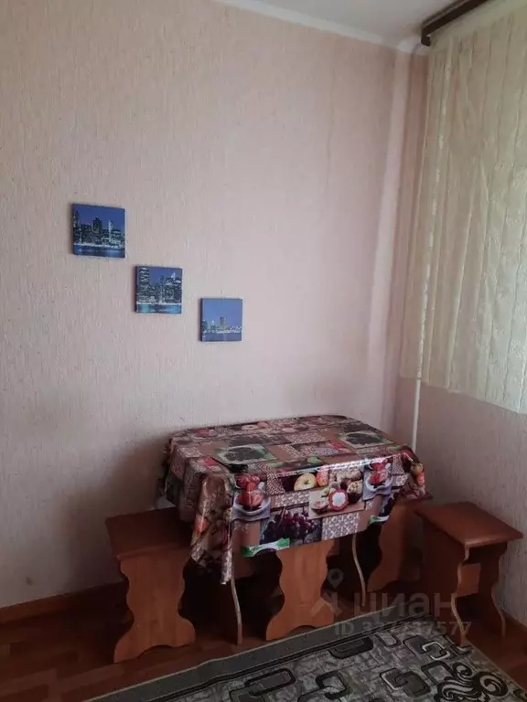 1-к кв. Курская область, Курск просп. Вячеслава Клыкова, 73 (37.0 м) - Фото 2