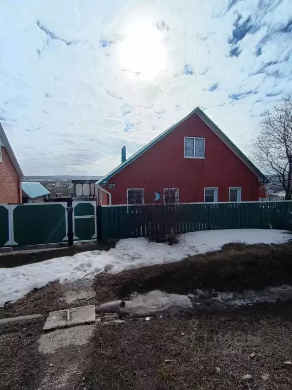 Дом в Башкортостан, Октябрьский Клубная ул., 38А (99 м) - Фото 1