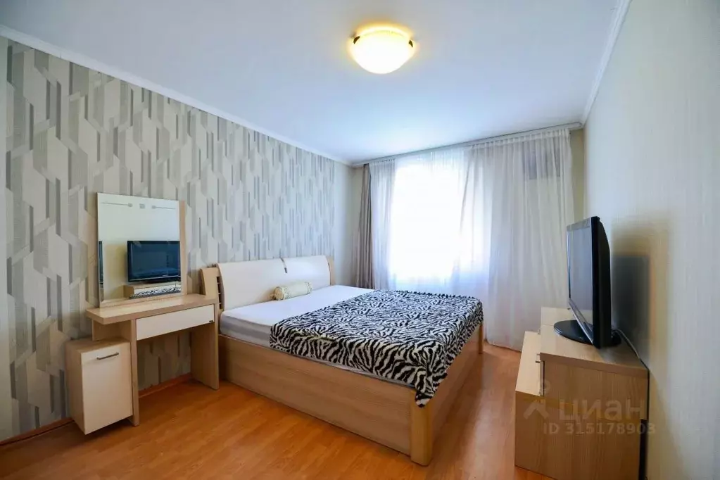 2-к кв. Хабаровский край, Хабаровск ул. Лермонтова, 52 (65.6 м) - Фото 0