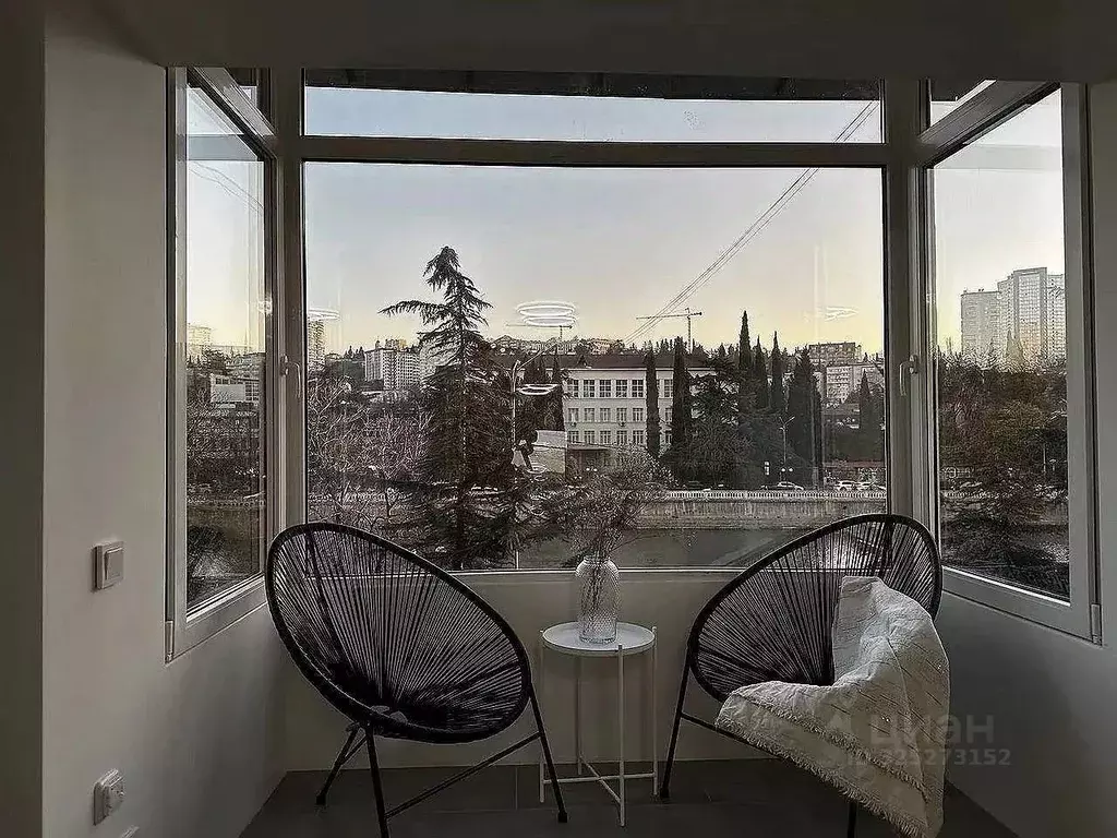 2-к кв. Краснодарский край, Сочи ул. Конституции СССР, 32 (53.6 м) - Фото 1