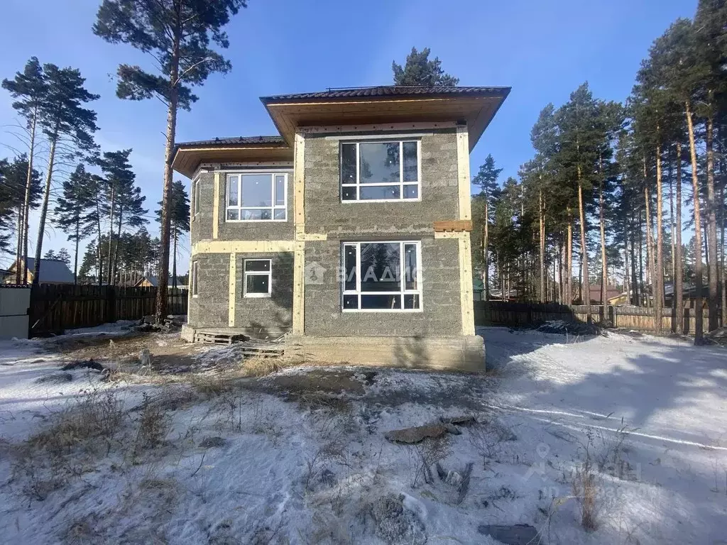 Дом в Бурятия, Улан-Удэ ул. Верхнеангарская, 5 (133 м) - Фото 2