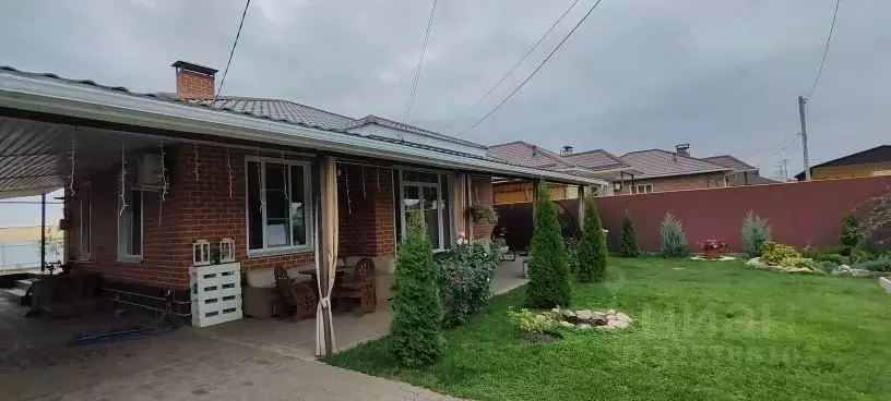 Дом в Волгоградская область, Светлоярский район, пос. Кирова  (93 м) - Фото 2