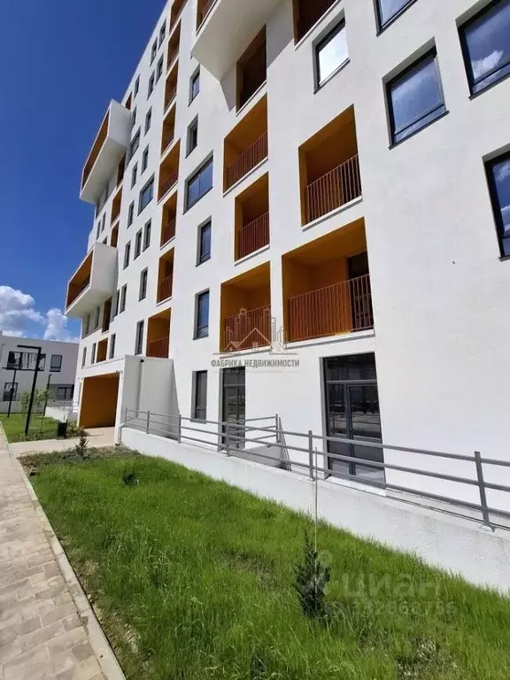 2-к кв. Крым, Симферополь ул. Святителя Гурия, 1 (69.44 м) - Фото 1
