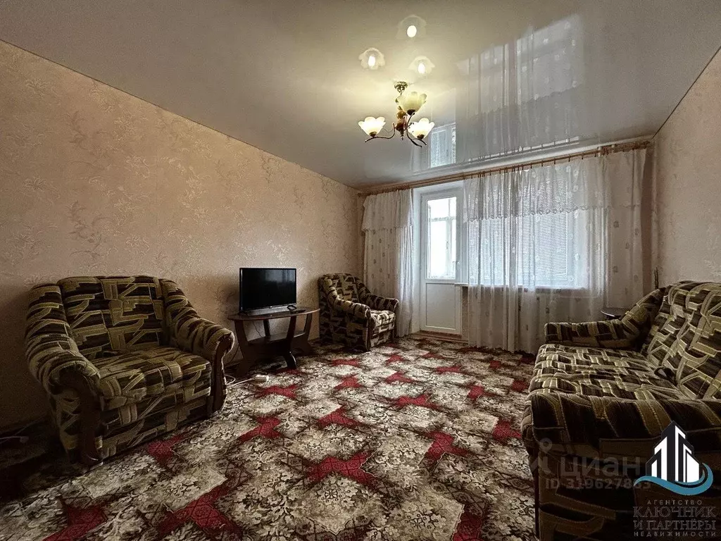 2-к кв. Крым, Феодосия ул. Степаняна (55.9 м) - Фото 0