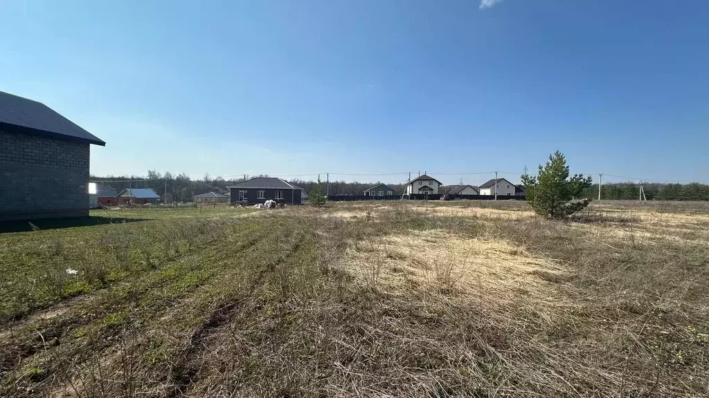 Участок в Татарстан, с. Верхний Услон ул. Гаврилова (8.96 сот.) - Фото 0