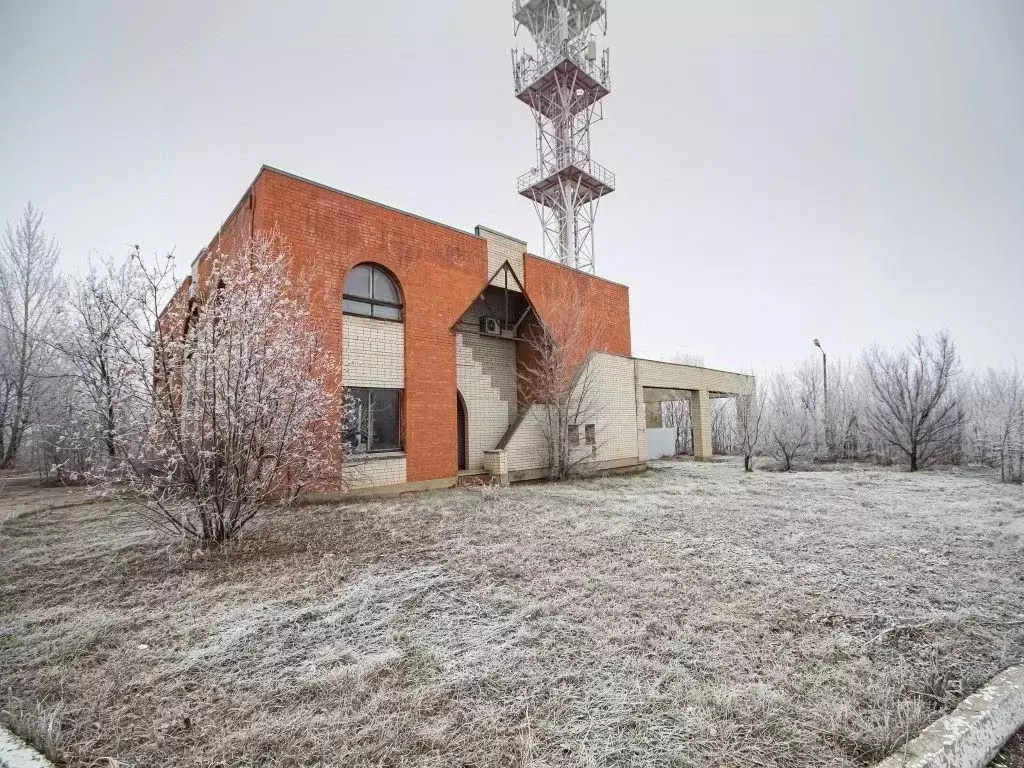 Помещение свободного назначения в Саратовская область, Саратов ул. ... - Фото 1
