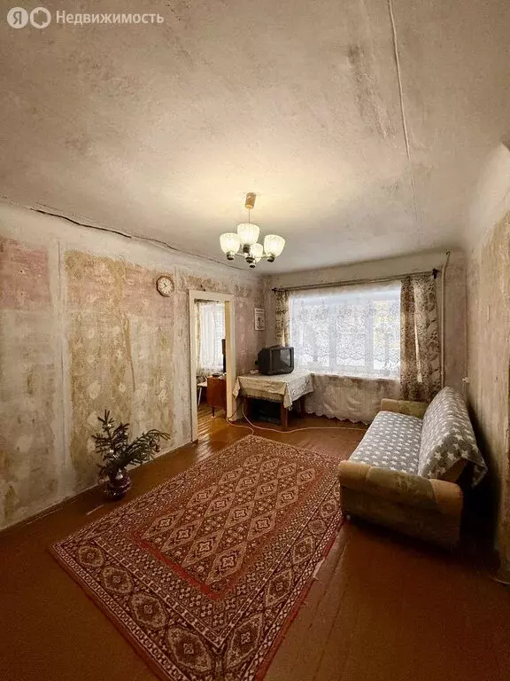 2-комнатная квартира: Киров, микрорайон Лянгасово, Октябрьская улица, ... - Фото 1