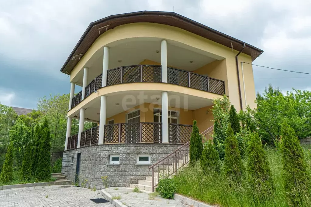 Дом в Севастополь с. Колхозное, ул. Колхозная (200 м) - Фото 1