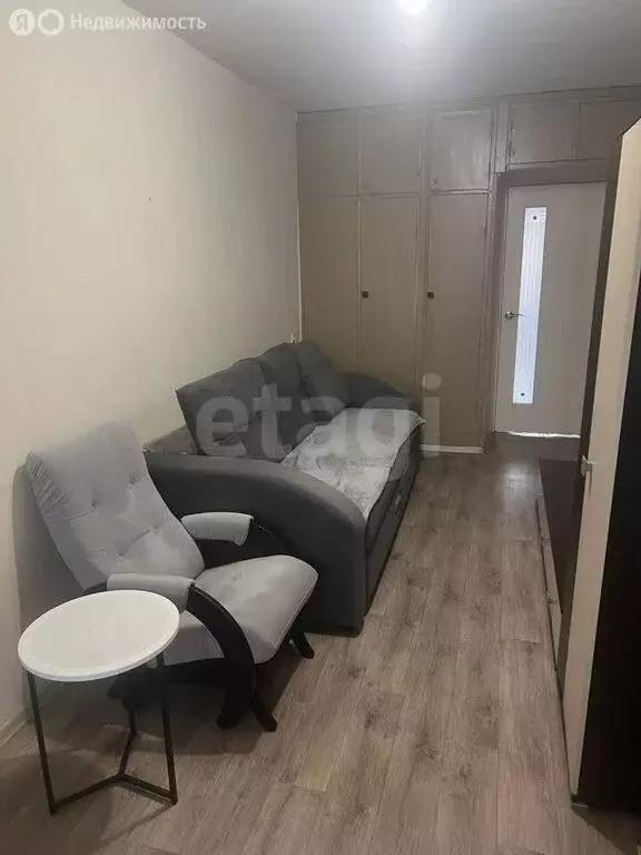3-комнатная квартира: Пермь, улица Звонарёва, 1 (61 м) - Фото 1