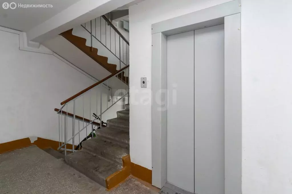 3-комнатная квартира: Тюмень, улица Мельникайте, 127А (65.5 м) - Фото 2