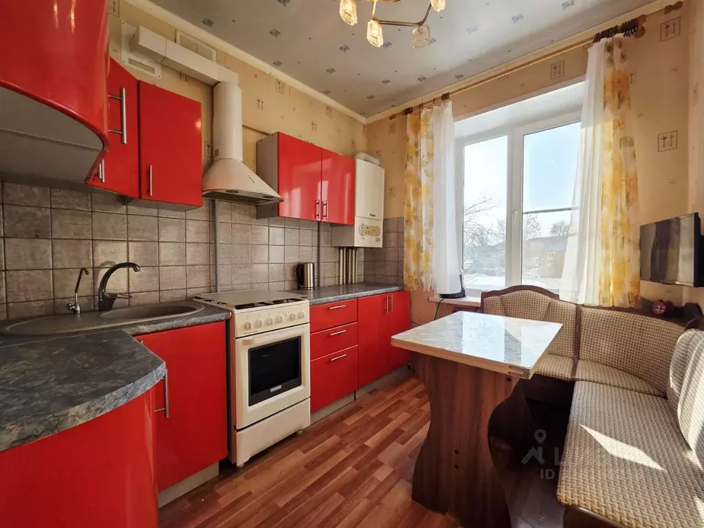 3-к кв. Тульская область, Кимовск Первомайская ул., 39 (62.5 м) - Фото 2