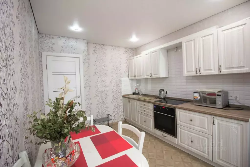 2-к кв. Калужская область, Калуга ул. Фомушина, 10 (60.6 м) - Фото 2