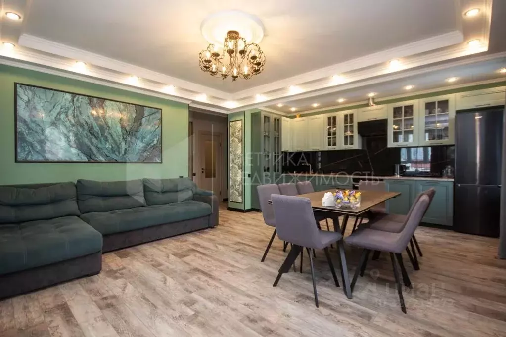 3-к кв. Тюменская область, Тюмень ул. Республики, 204к4 (97.4 м) - Фото 1