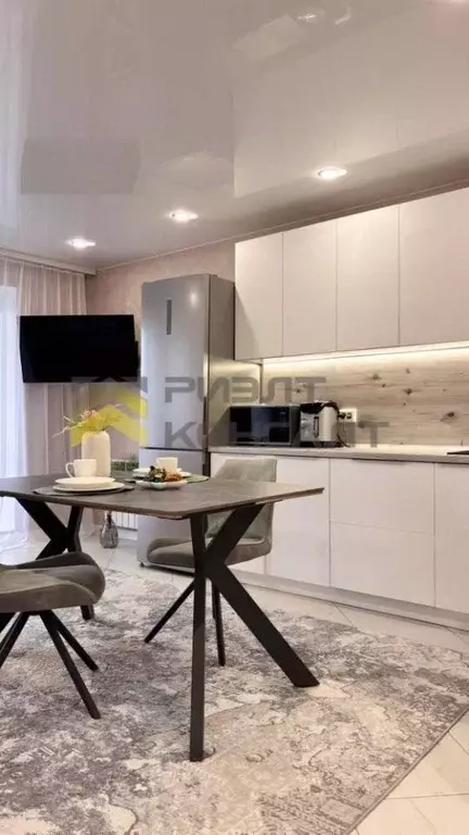 3-к кв. Омская область, Омск ул. Успенского, 31Б (66.5 м) - Фото 2