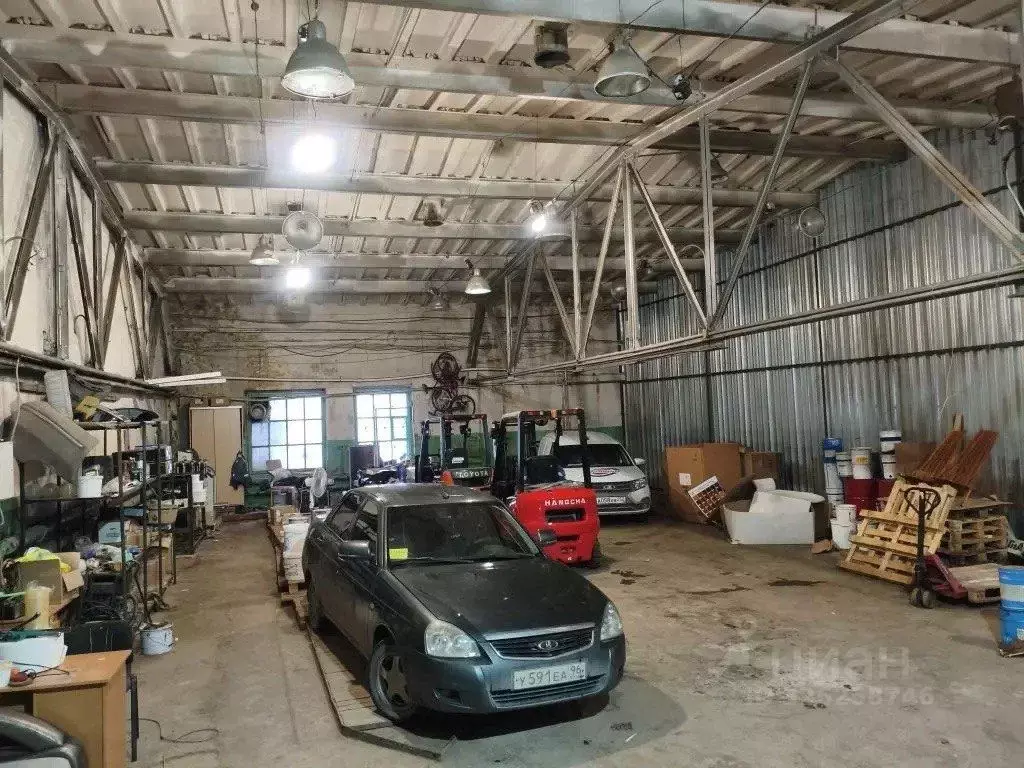 Склад в Свердловская область, Екатеринбург ул. Фронтовых Бригад, 13 ... - Фото 1