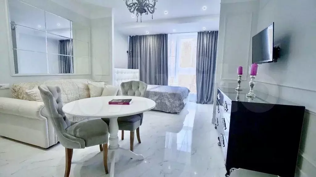 Апартаменты-студия, 35 м, 5/15 эт. - Фото 0
