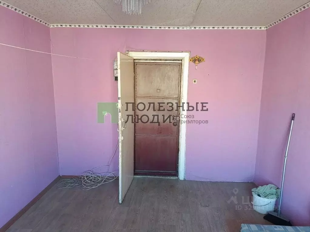 Комната Курганская область, Курган ул. Дзержинского, 17А (12.4 м) - Фото 1