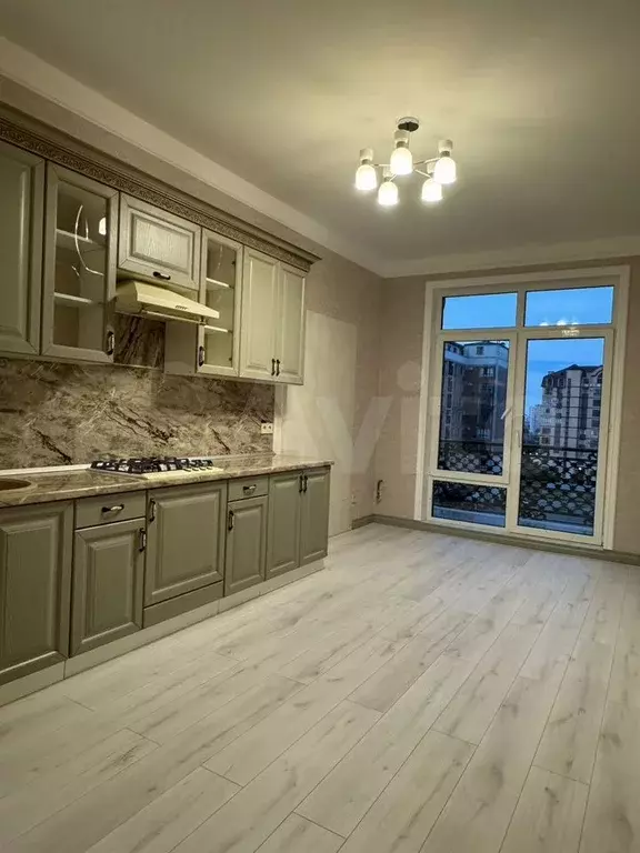 2-к. квартира, 80 м, 5/10 эт. - Фото 1