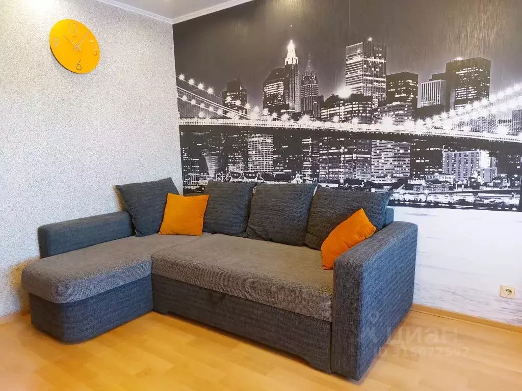 2-к кв. Санкт-Петербург ул. Сикейроса, 11к1 (65.0 м) - Фото 0