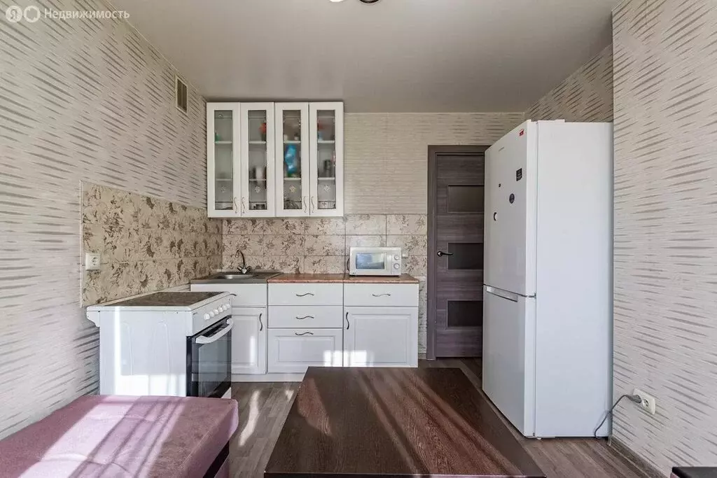 1-комнатная квартира: Екатеринбург, Рощинская улица, 74 (32.6 м) - Фото 0