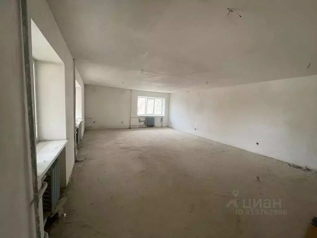 Торговая площадь в Ставропольский край, Буденновск 1-й мкр, 12 (113 м) - Фото 1