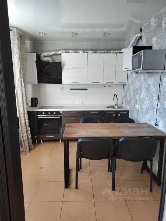 2-к кв. Красноярский край, Красноярск ул. Алексеева, 21 (58.0 м) - Фото 1