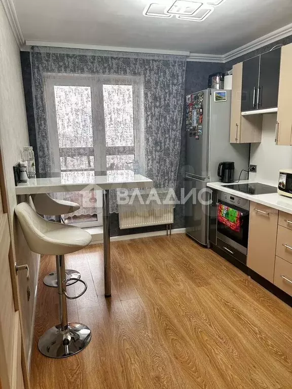 1-к. квартира, 32,1 м, 9/17 эт. - Фото 0