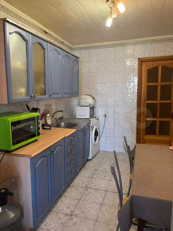 3-к. квартира, 60 м, 2/9 эт. - Фото 1