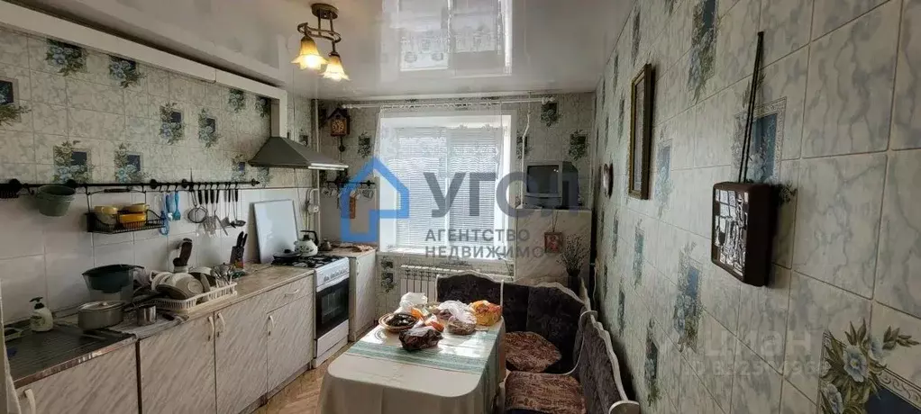 3-к кв. Самарская область, Сызрань Войсковая ул., 5 (70.2 м) - Фото 1