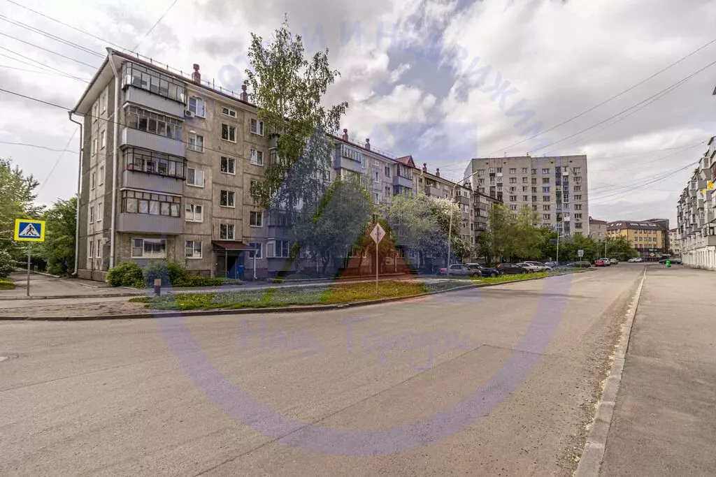 3-комнатная квартира: Курган, Тобольная улица, 41 (60 м) - Фото 1