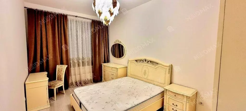 2-к кв. Санкт-Петербург ул. Александра Матросова, 1 (65.0 м) - Фото 0
