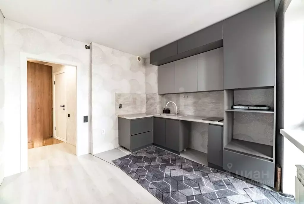 2-к кв. Татарстан, Казань ул. Юлиуса Фучика, 8Б (70.1 м) - Фото 1