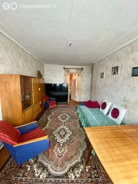 3-комнатная квартира: Омская область, рабочий посёлок Любинский, ... - Фото 2