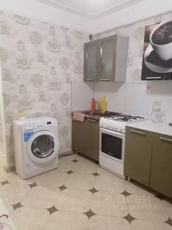 1-к кв. Дагестан, Каспийск просп. Акулиничева (40.0 м) - Фото 1
