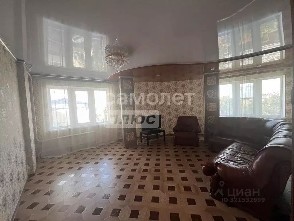 3-к кв. Курская область, Курск ул. Карла Либкнехта, 16А (111.2 м) - Фото 2