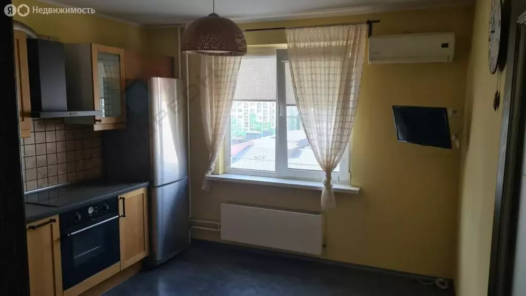 2-комнатная квартира: Краснодар, улица Карякина, 17 (60 м) - Фото 0
