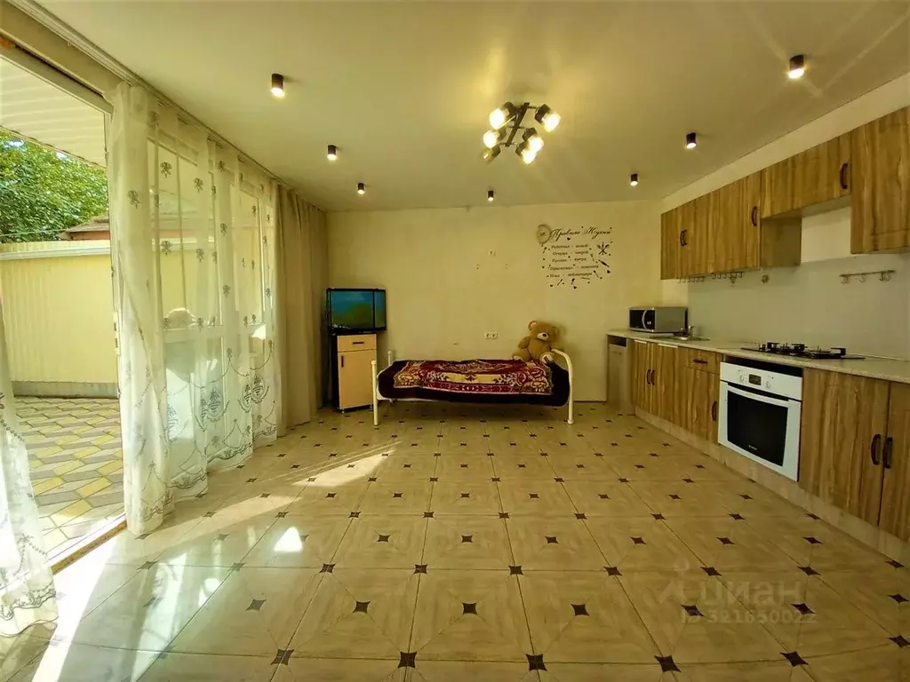 Дом в Краснодарский край, Ейск Красная ул. (90 м) - Фото 2