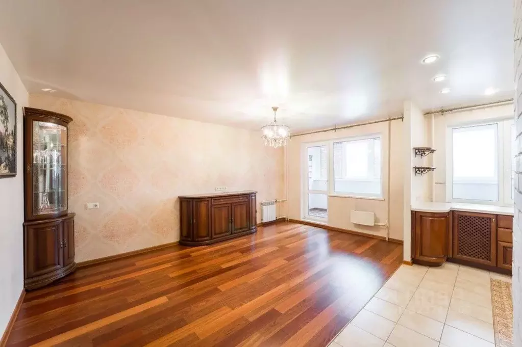 3-к кв. Свердловская область, Екатеринбург ул. Ярославская, 21 (82.7 ... - Фото 2